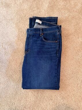 Abercrombie & Fitch Women's mid-Rise Dark Blue 90s straight leg Denim Jeans
